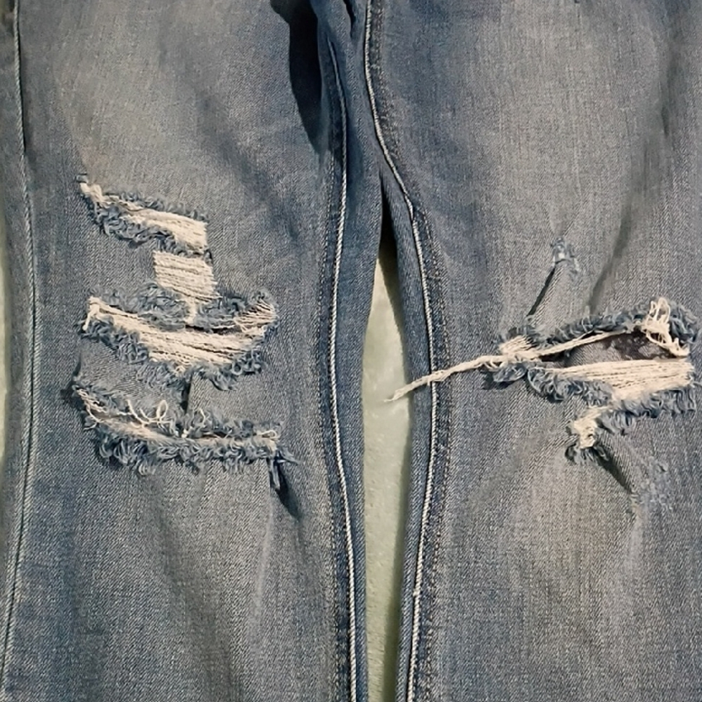 Pinkblush Light Blue Distressed Skinny Jeans Maternity Size 30 - Picture 7 of 10